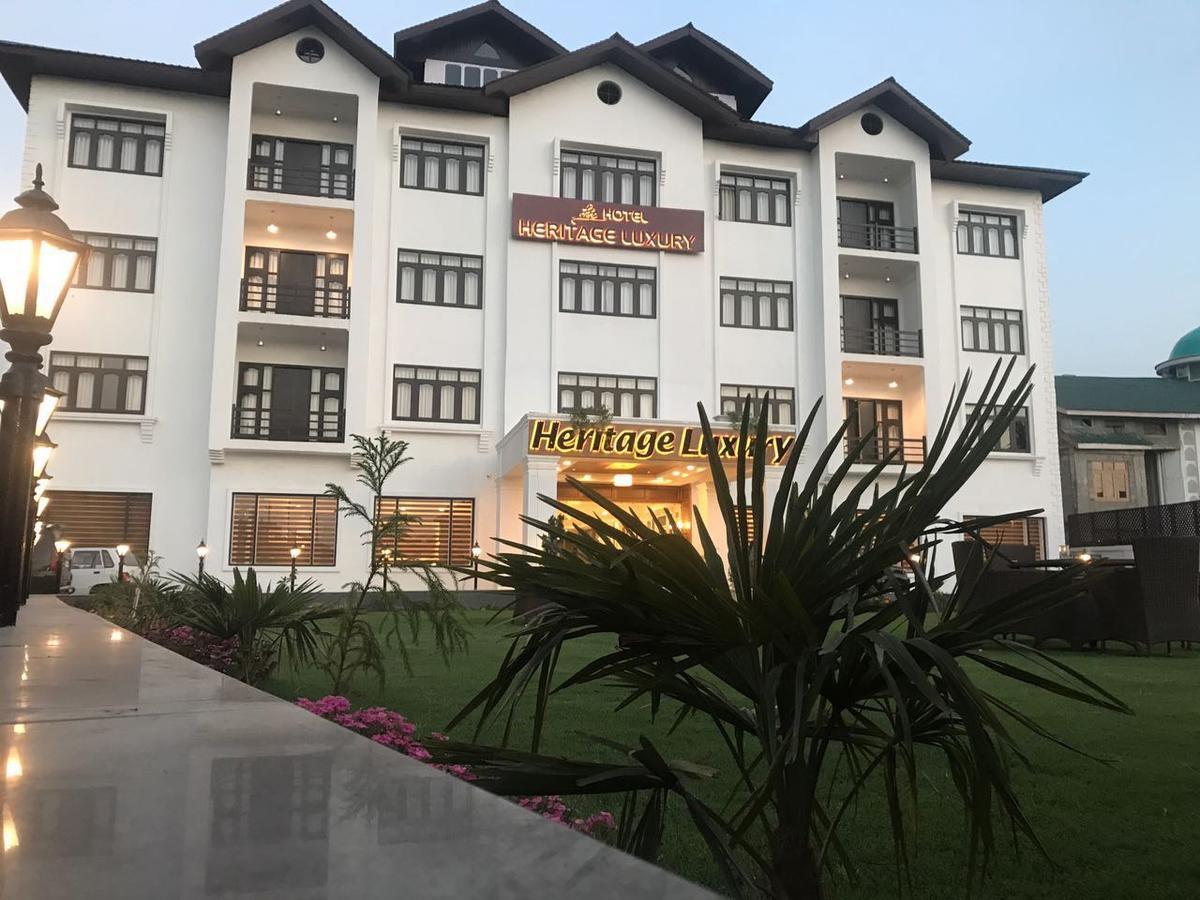 Heritage Luxury Srīnagar Esterno foto