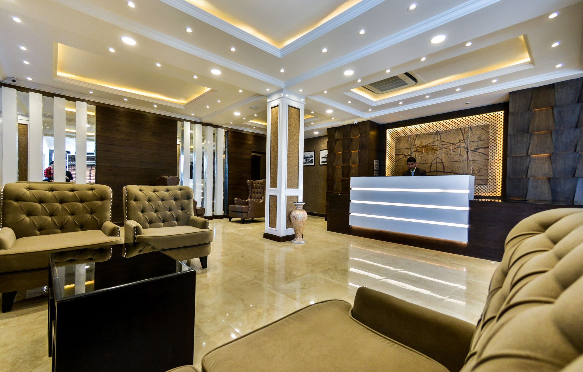 Heritage Luxury Srīnagar Esterno foto